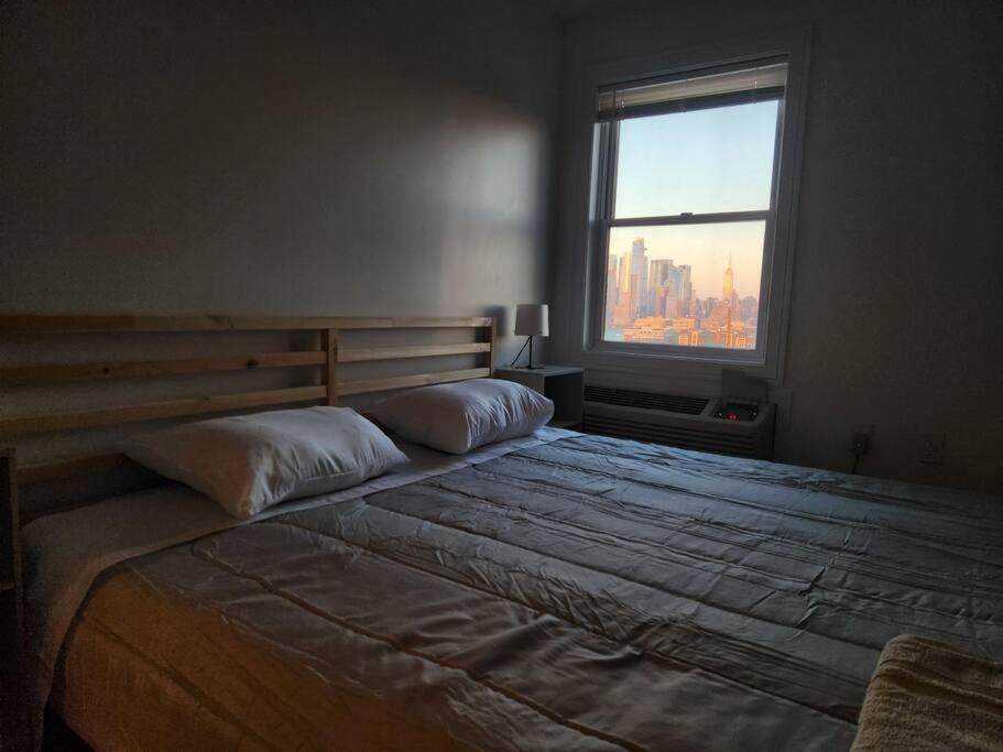 Luxurious 2 Bed ! Mins To Nyc! Lejlighed Union City Eksteriør billede